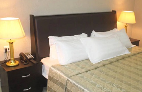 Monrovia Hotel | Corina Hotel