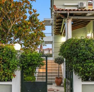Vrahati House | Corinthian Green Villa