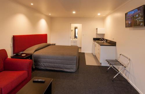 Renwick Hotel | Cork And Keg