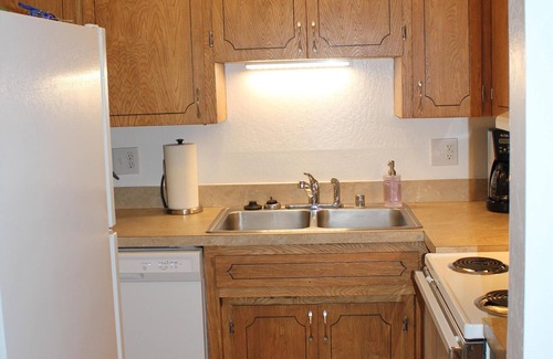North Star Apartment | Corner Midtown Apartment