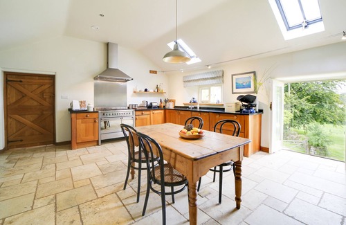 Gwennap House | Cornish Charm: Enjoy a Stunning Barn Located Between Two Cornish Coasts