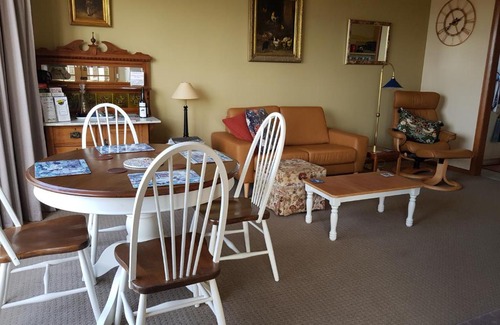 Cambridge Bed & Breakfast | Cornwall Cottage