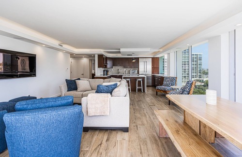 Coronado Condo | Coronado Shores, 6th Floor Las Palmas, Luxury By The Shore