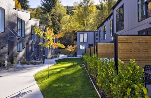 Arthur's Point Apartment | Coronet Peak Alpine Villa 30