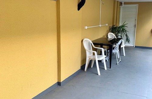 West Sector Apartment | Corporate flat with 5 single beds in Bueno