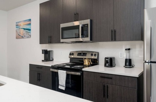 Whitestown Apartment | Corporate Housing by MGM