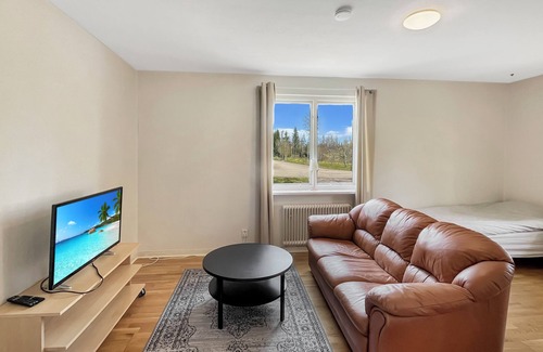 Bergdala Apartment | Corporate Housing - 4 Beds
