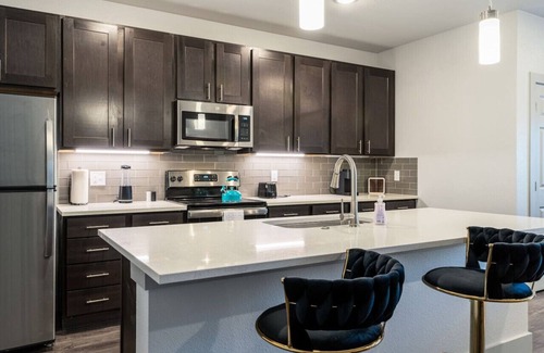 Grand Prairie Apartment | Corporate Housing by MGM