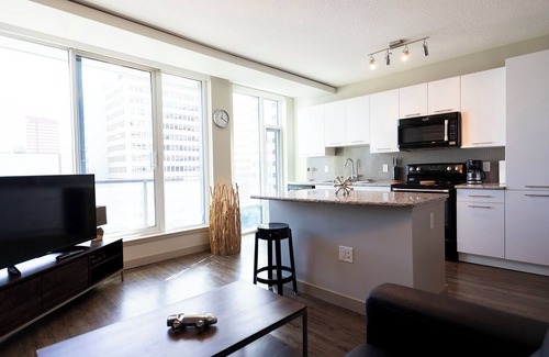 Downtown Edmonton Apartment | Corporate Stays Mayfair Apartments