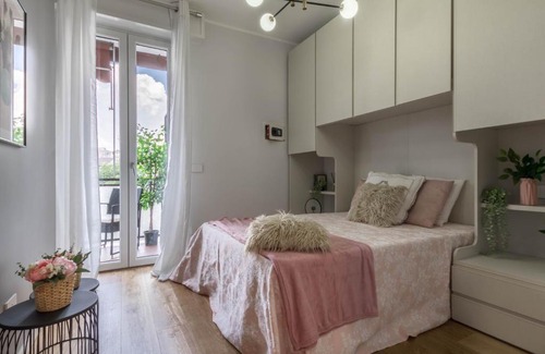 Crescenzago Apartment | [Corso Buenos Aires] Elegant Apartment 5 Stars
