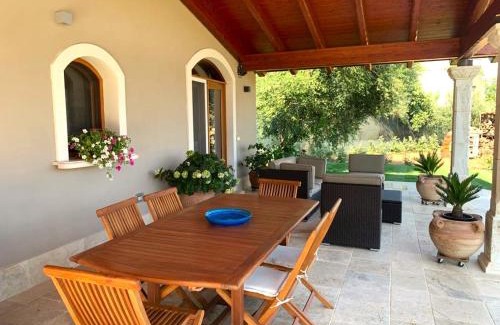 Iglesias Apartment | Corte dei Mirti, Appartamento indipendente con ampia veranda