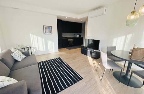 Alba Apartment | Cortemaggiore 4D Luxury Flexrent - Abyssinia