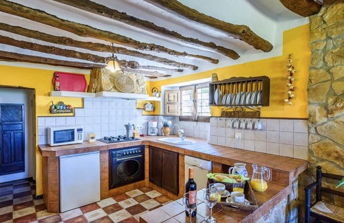 Priego de Cordoba Cottage | CORTIJO CASABLANCA. Private swimming pool. Ideal for families with children. Field, 50,000 m 2
