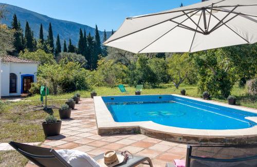 Orgiva Villa | Cortijo el Azahar