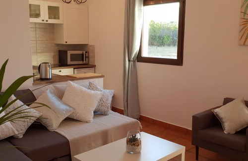 Casarabonela Apartment | Cortijo el Chenil rural retreat, La Perrita