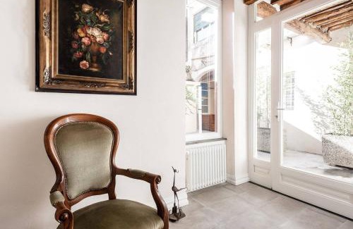 Lucca Historical Center Apartment | Cortile in centro - Charm Suite Heart of Lucca
