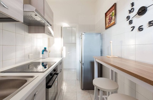 Quartiere Mazzini Apartment | Corvetto M3 - Bright Apt. with balcony!