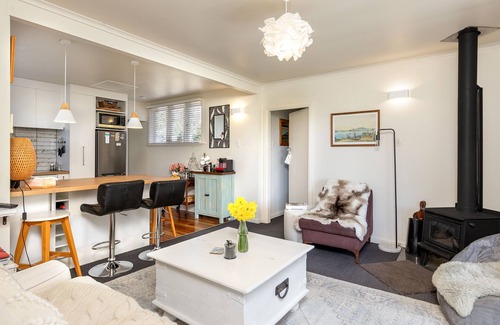 Greytown Cottage | Cosie and cute ! Pennys Cottage !