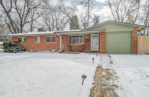 Skyway House | Cosmic Comfort - Pet Friendly - Fenced Yard