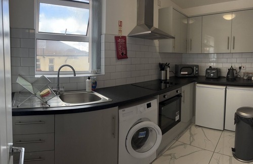 Portswood Apartment | Cosmopolitan - large 2 bed apartment