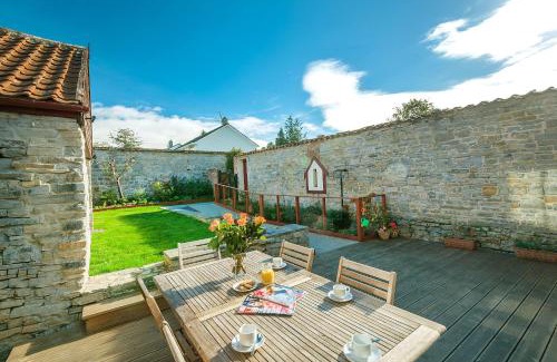 Bridgwater House | Cossington Park Cottage