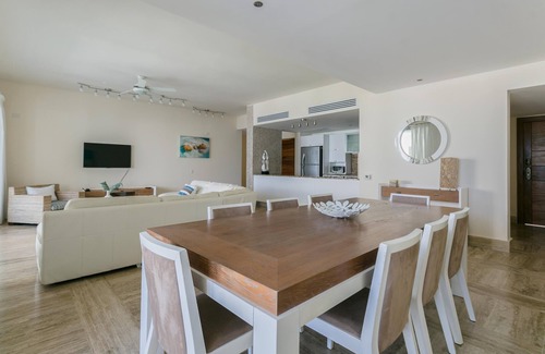 Bavaro Condo | Costa Atlantica C302LO Beachfront 200Mbps Internet