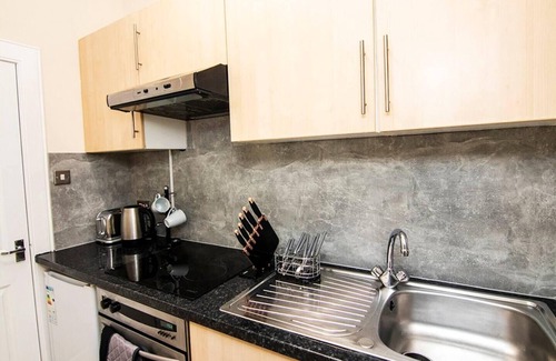 Central Aberdeen Apartment | Cosy 1 bedroom Flat with Ultrafast WiFi - Holburn