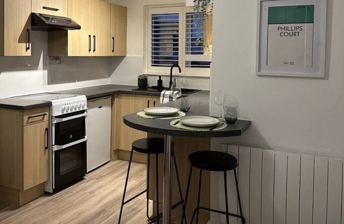 Stamford Apartment | Cosy 1BD Getaway Perfect for Couples Stamford