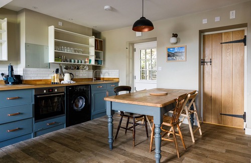 Tanygrisiau Cottage | Cosy, 2-bedroom Snowdonia cottage mountain retreat