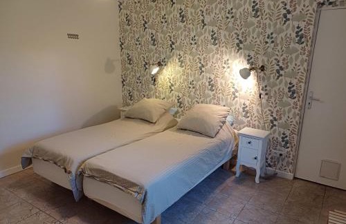 Bouconville House | Cosy 2 persons guesthouse with free wifi and parking chez Mostarlić B&B
