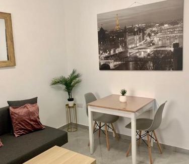 Bat Yam Apartment | Cosy 2 rooms Flat fully equipped Bat Yam City Center 5 min to beach near Tel Aviv