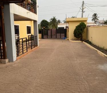 Agblesia Apartment | Cosy 3 bedroom holiday apartment for rent