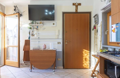 San Bartolomeo al Mare Apartment | Cosy apartment for 4 people with WIFI and balcony