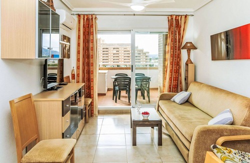 Cabanes Apartment | Cosy apartment for 6 people with pool, A/C, WIFI, TV, terrace, pets allowed and panoramic view
