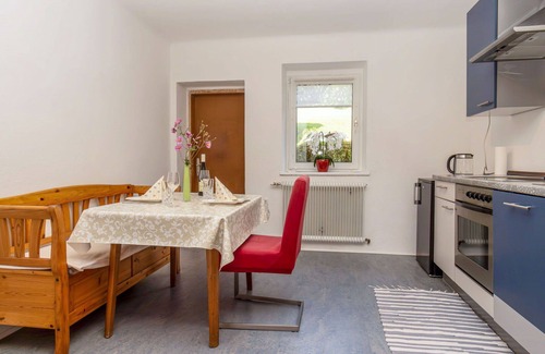 Nussdorf am Attersee Apartment | Cosy apartment for 4 guests with terrace