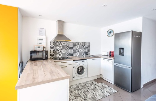Mandelieu-la-Napoule Beach House | Cosy apartment 7 minutes walk from the sea!