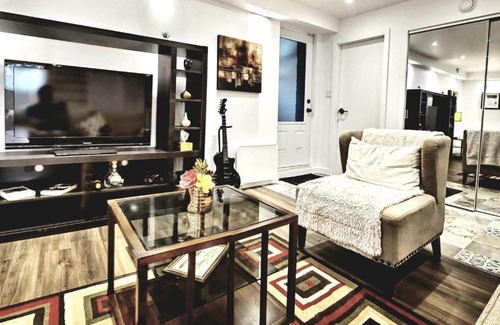Nouveau-Rosemont Apartment | Cosy apartment at Bossuet road