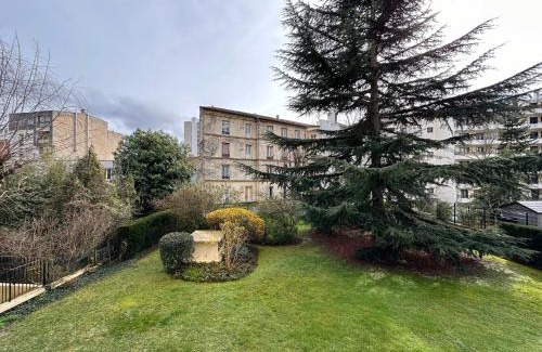 Diderot Apartment | Cosy apartment at Gates of Paris