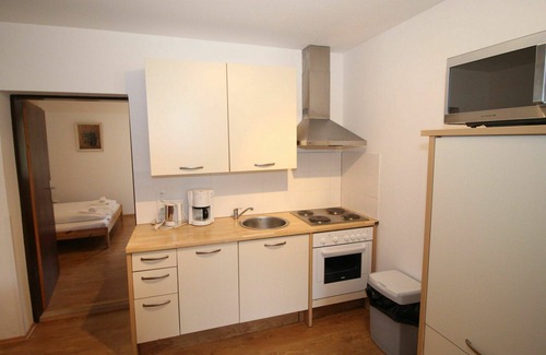 Muhldorf Apartment | Cosy apartment for 8 guests with WIFI, TV, balcony and parking