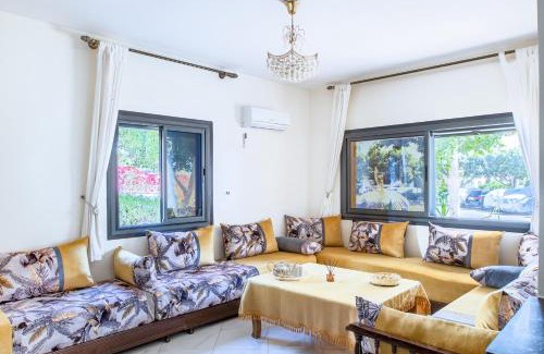 Agadir Apartment | Cosy Apartment - Calm & Central, Parking, Garden