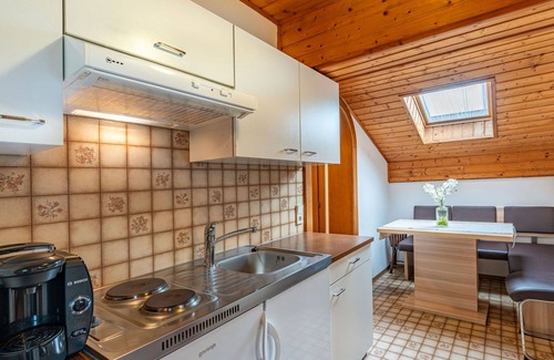 Agsdorf Apartment | Cosy apartment for 4 people with WIFI, TV, patio and pets allowed