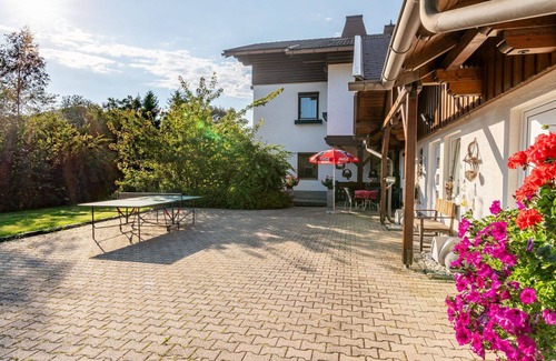 Agsdorf Apartment | Cosy apartment for 4 people with WIFI, TV, patio and pets allowed