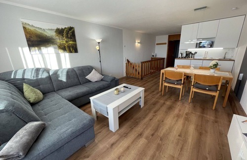 Sankt Englmar Apartment | Cosy apartment for 4 guests with pool, WIFI, TV, balcony and parking