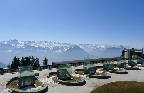 Rigi Kaltbad Apartment | Cosy apartment for 3 people with WIFI, TV, balcony, panoramic view and parking
