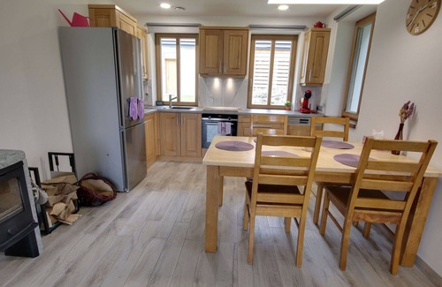 Tanvald Apartment | Cosy apartment for 4 guests with WIFI, TV and terrace