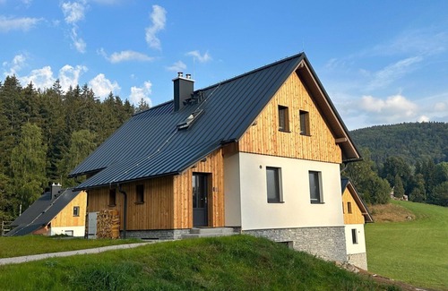 Smrzovka Apartment | Cosy apartment for 8 people with WIFI, TV and terrace