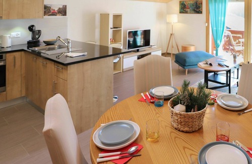 Barboleusaz Apartment | Cosy apartment for 2 people with WIFI, TV and balcony