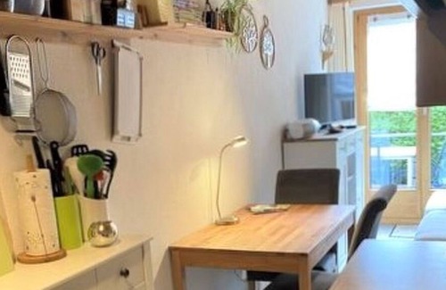 Engadin Scoul Apartment | Cosy apartment for 2 people with WIFI, TV, balcony and parking