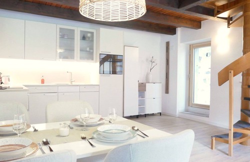 Roveredo Apartment | Cosy apartment for 4 guests with terrace and panoramic view