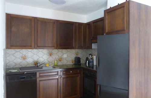 Valbella Apartment | Cosy apartment for 4 guests with WIFI, TV and balcony